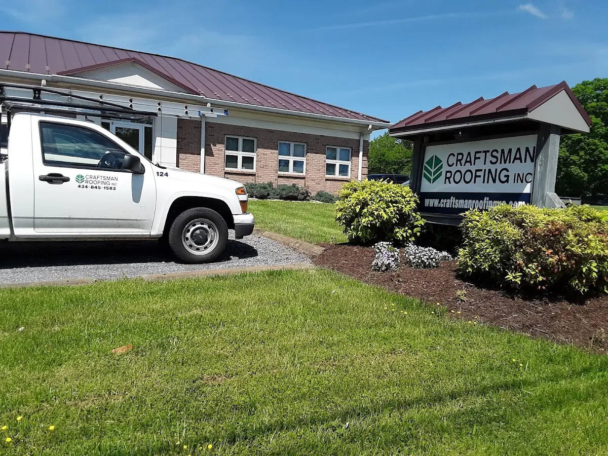Quality Roof Replacement by experienced craftsmen in Applegate